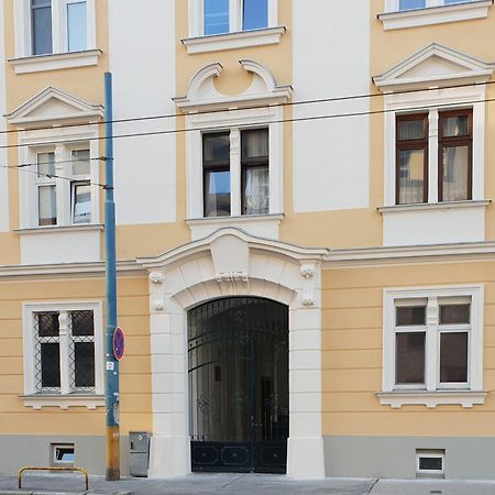 Romantic Central Flat Μπρατισλάβα Εξωτερικό φωτογραφία
