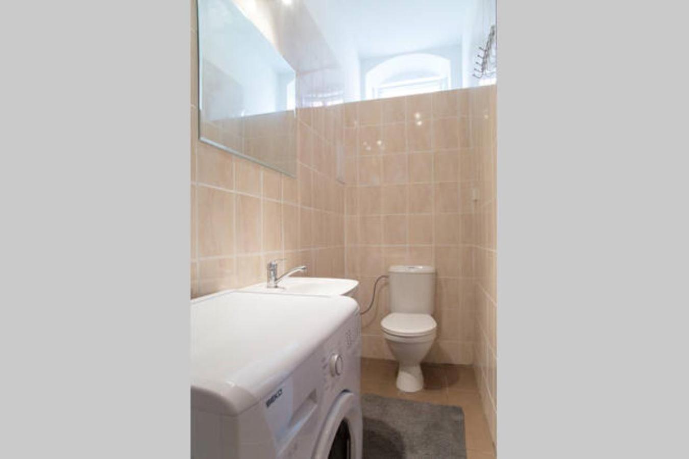 Romantic Central Flat Μπρατισλάβα Εξωτερικό φωτογραφία